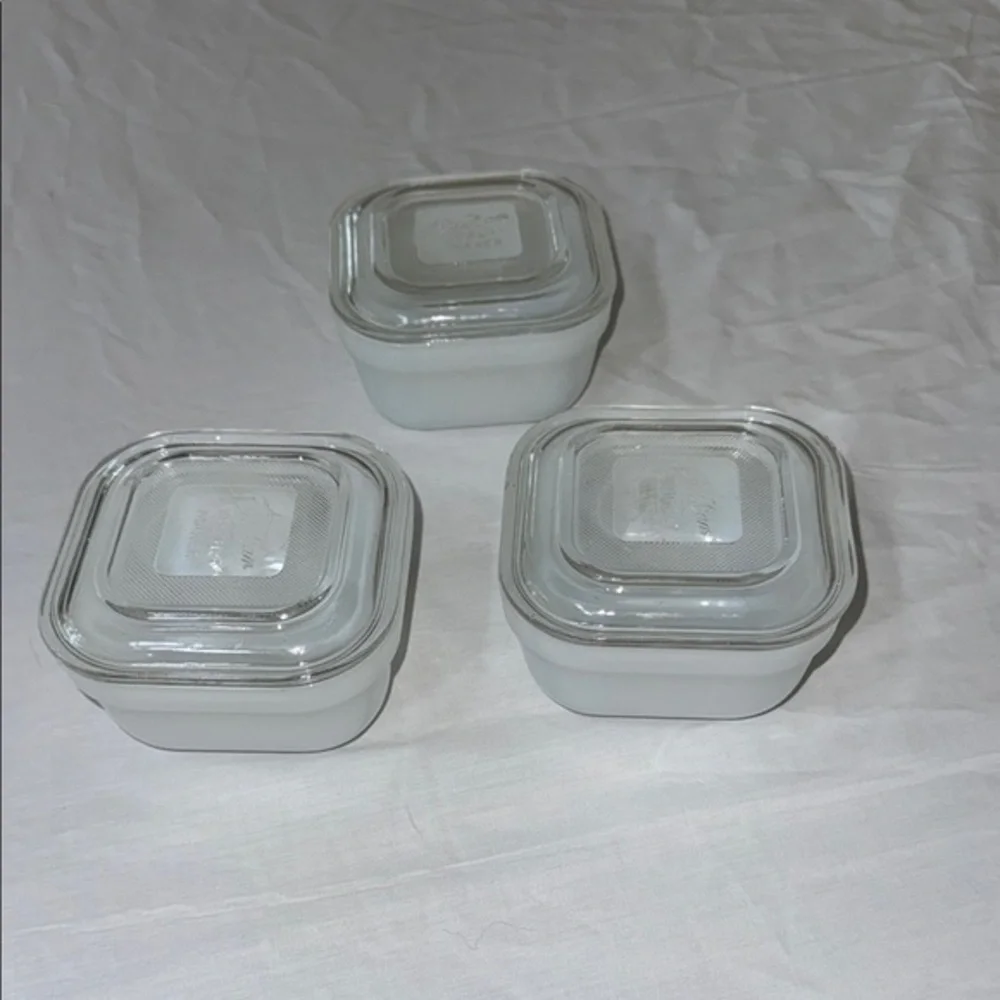 3 Vintage Fire King Balkan‎ Milk Glass Yogurt Maker Bowls Lids